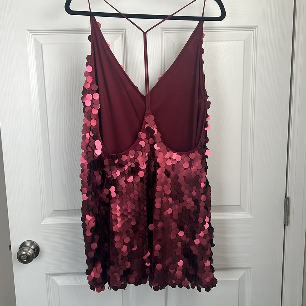 Maroon Sequin Dress - Picture 4 of 4